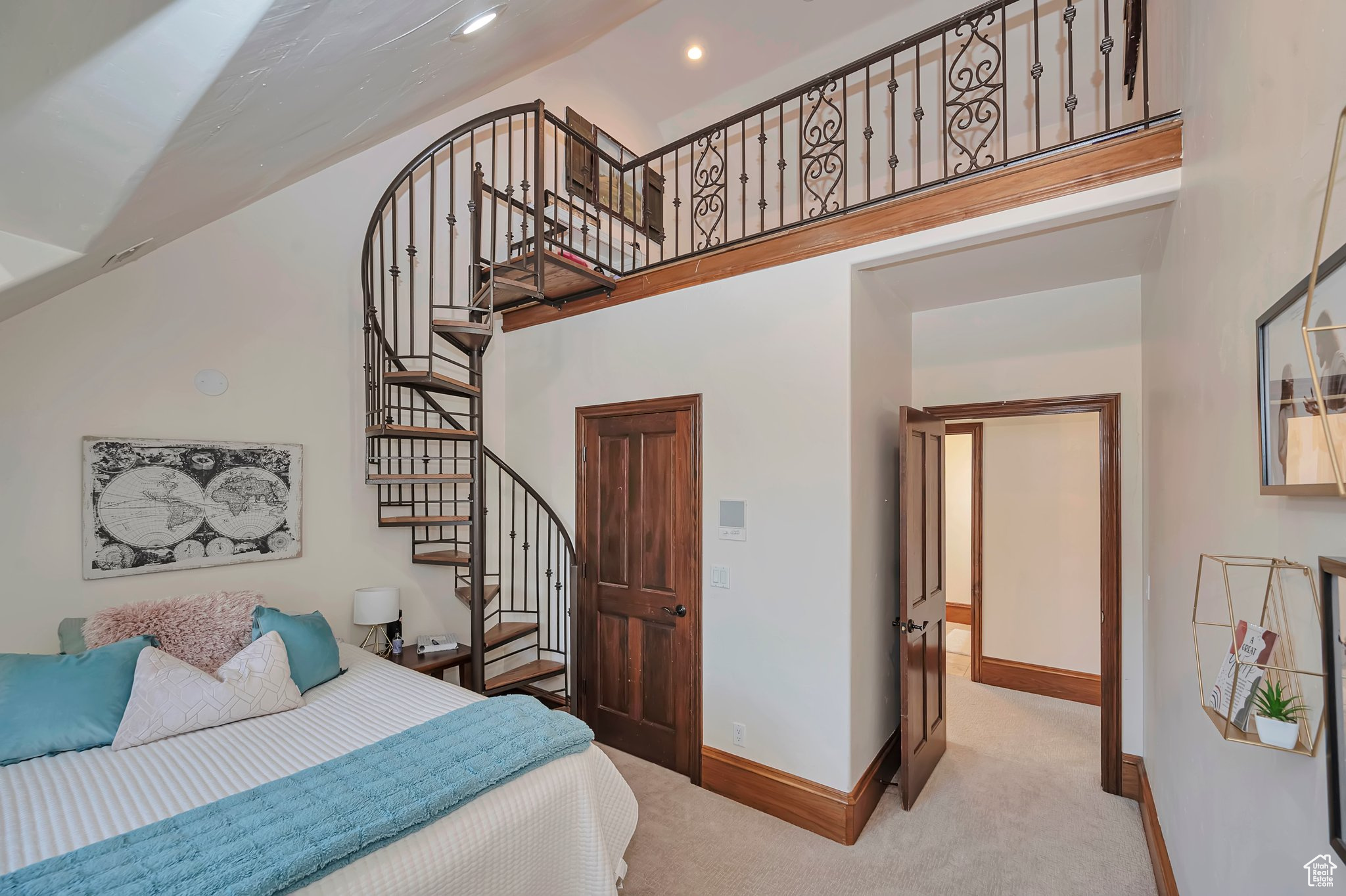 Orem, Utah 84097, United States, 5 Bedrooms Bedrooms, ,4 BathroomsBathrooms,Residential,Pending,23061