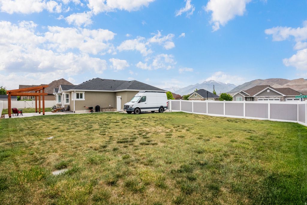 Photo of 15804 S PACKSADDLE DR W, Bluffdale, UT 84065 (MLS # 2158213)