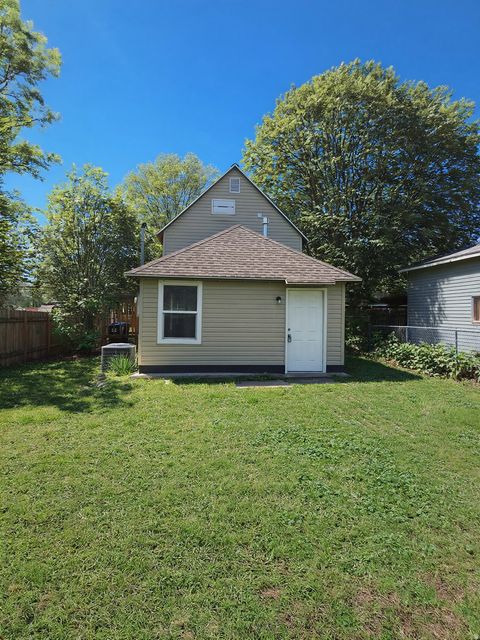 Photo of 2816 S ADAMS ST, Salt Lake City, UT 84115 (MLS # 2143936)