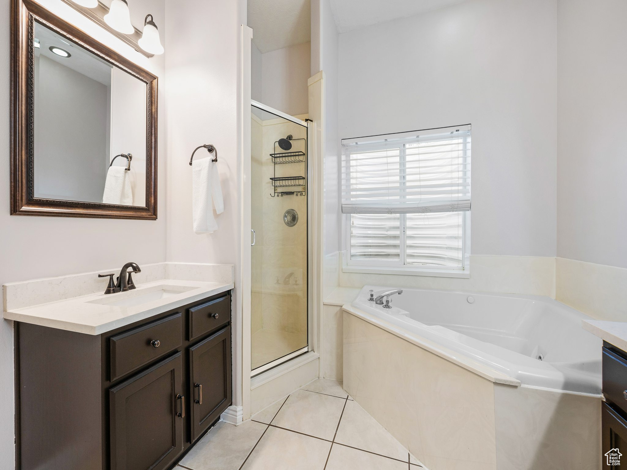 EAGLES VIEW - Residential