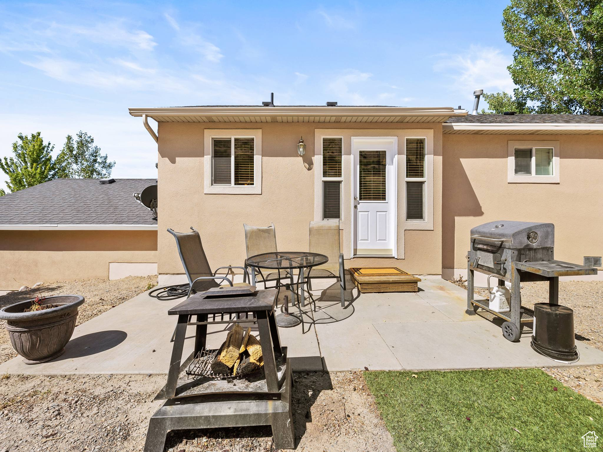 EAGLES VIEW - Residential