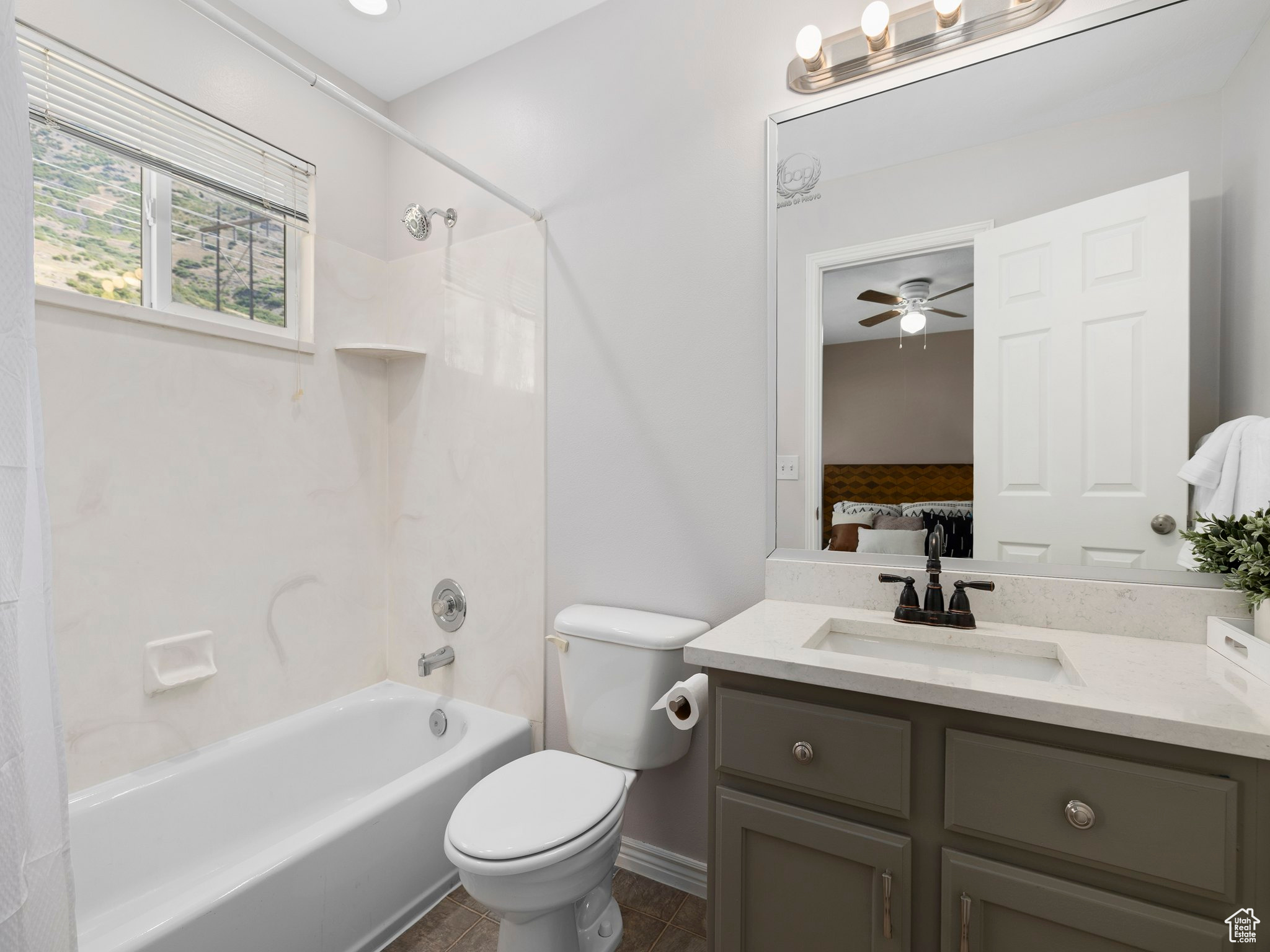 EAGLES VIEW - Residential