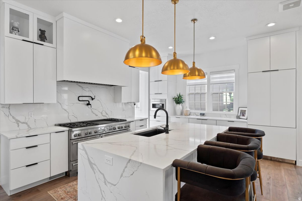 DAYBREAK ISLAND - Residential