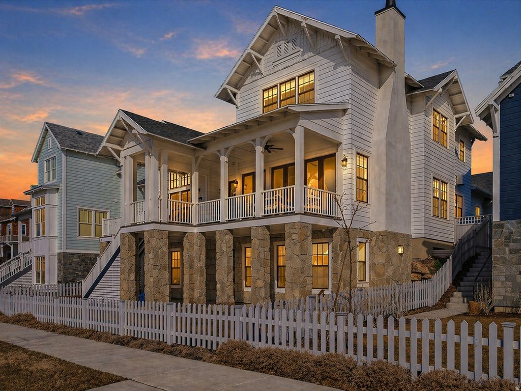 Photo of 11064 S PADDLE BOARD WAY W, South Jordan, UT 84009 (MLS # 2152779)