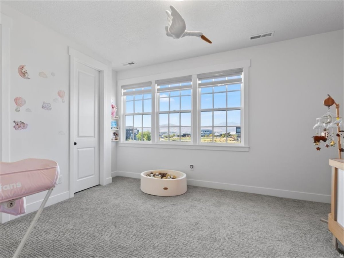 DAYBREAK ISLAND - Residential