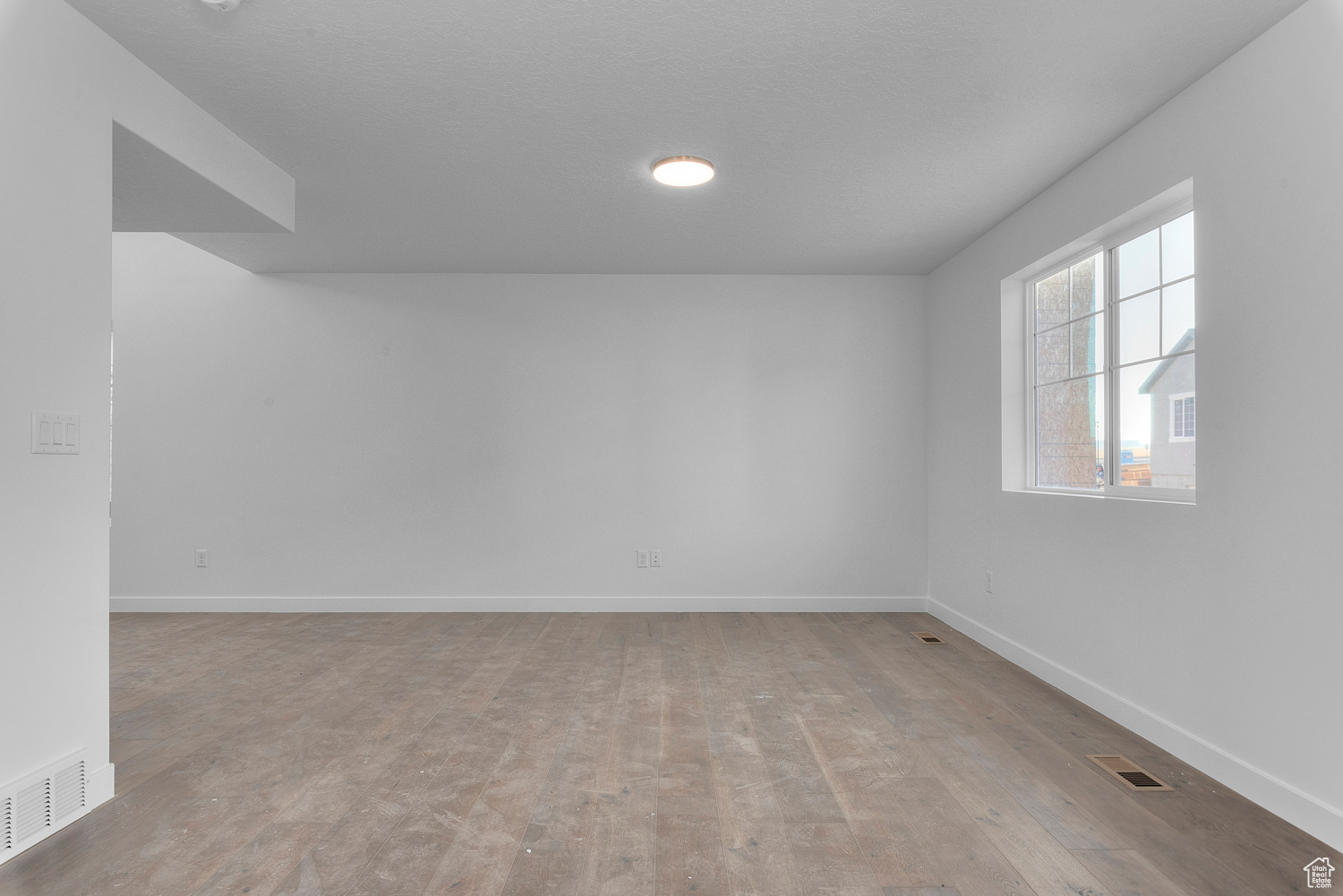 8922 S Veiled Peak Rd, West Jordan, Utah image 6