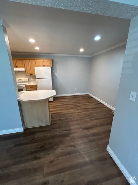Tiny photo for 1533 N RIVERSIDE AVE #27, Provo, UT 84604 (MLS # 2117965)