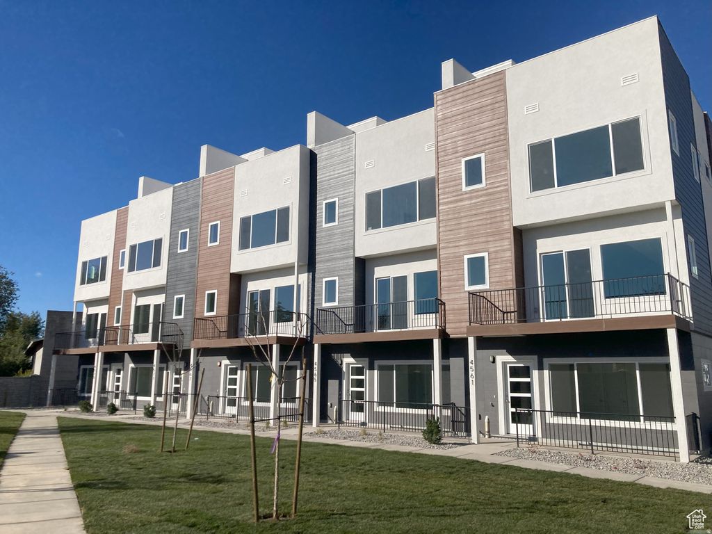 Photo of 4567 W PLEASANT PINE CT #32, West Valley City, UT 84120 (MLS # 2136662)