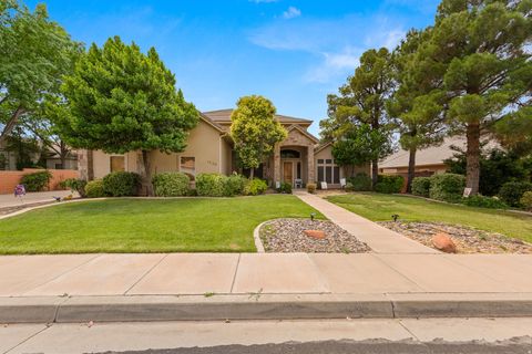 Tiny photo for 1530 S SOUTHERN TRAILS CIR, Washington, UT 84780 (MLS # 2161019)
