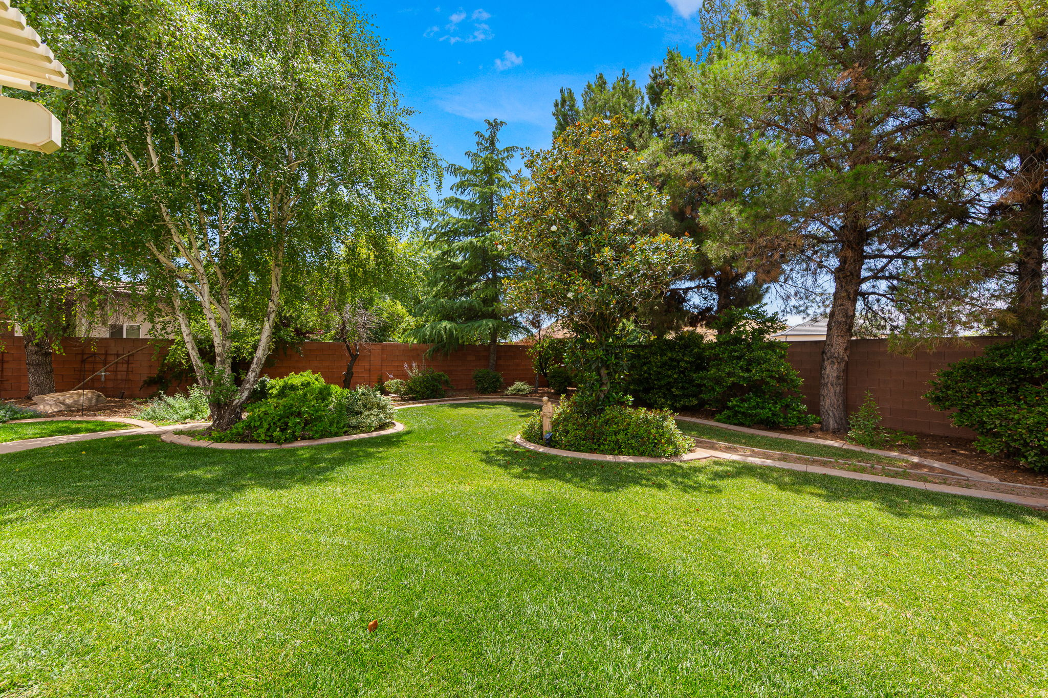 RANCHO VISTA ESTATES - Residential