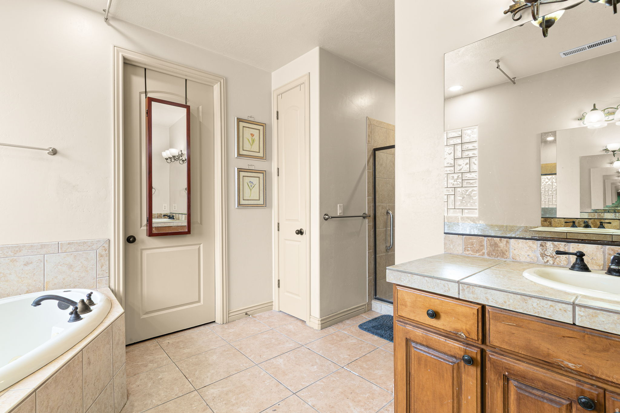 RANCHO VISTA ESTATES - Residential