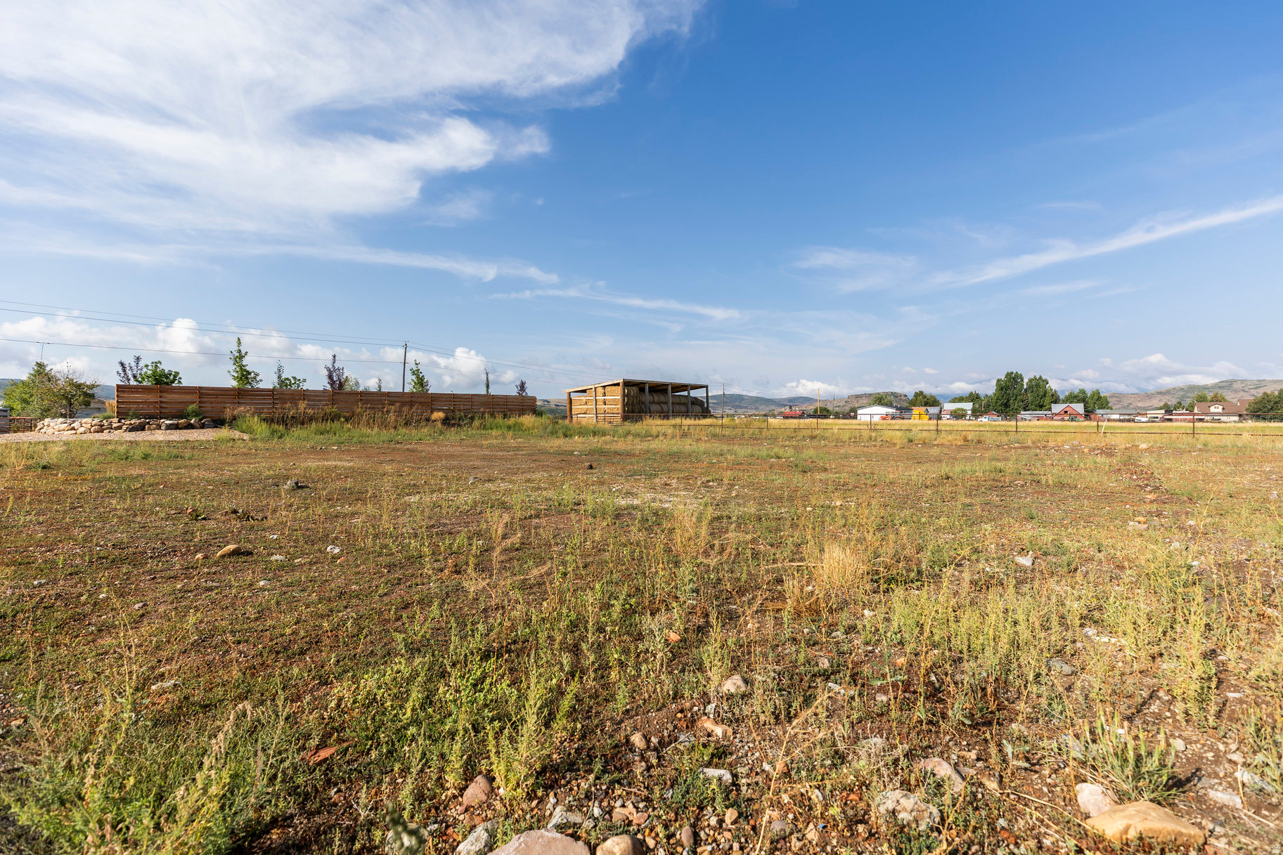 FRONTIER ACRES - Residential