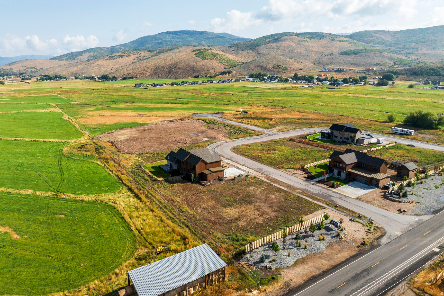 FRONTIER ACRES - Residential