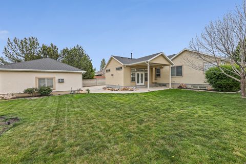 Tiny photo for 3674 W ELK VALLEY LN, South Jordan, UT 84009 (MLS # 2158888)