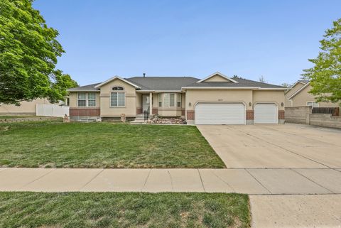 Photo of 3674 W ELK VALLEY LN, South Jordan, UT 84009 (MLS # 2158888)