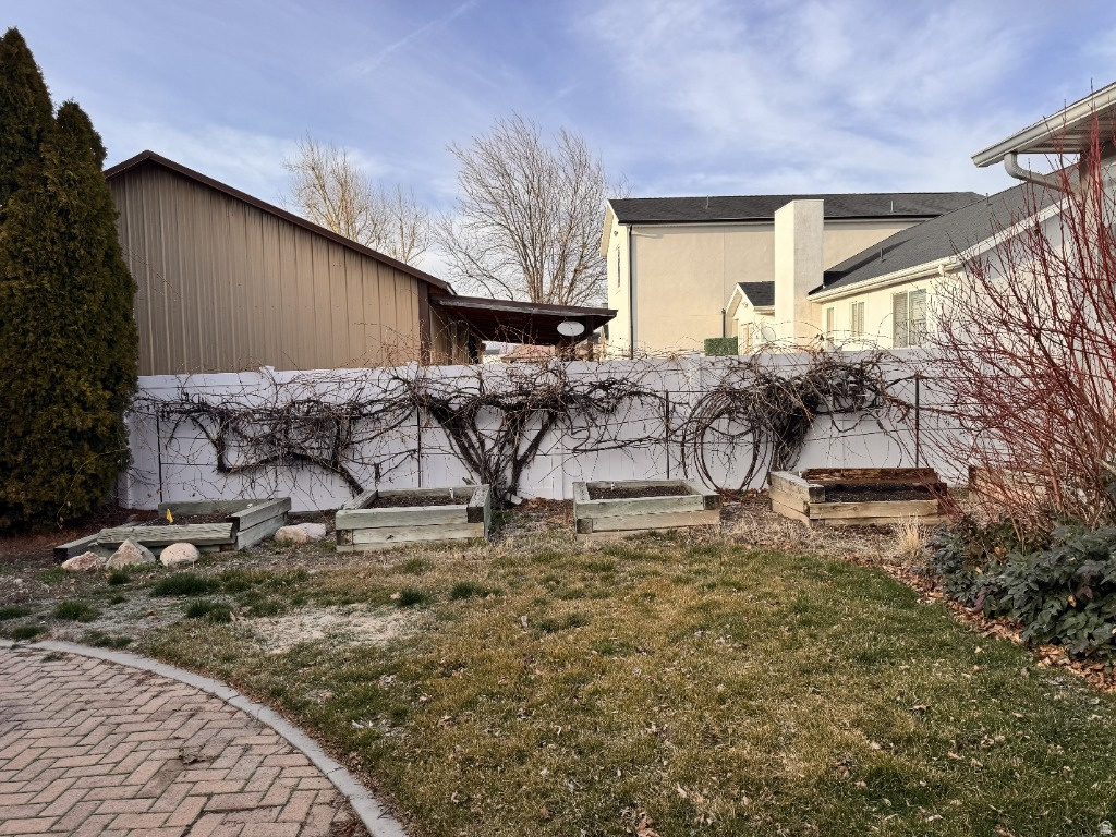 DALLIN ESTATES - Residential