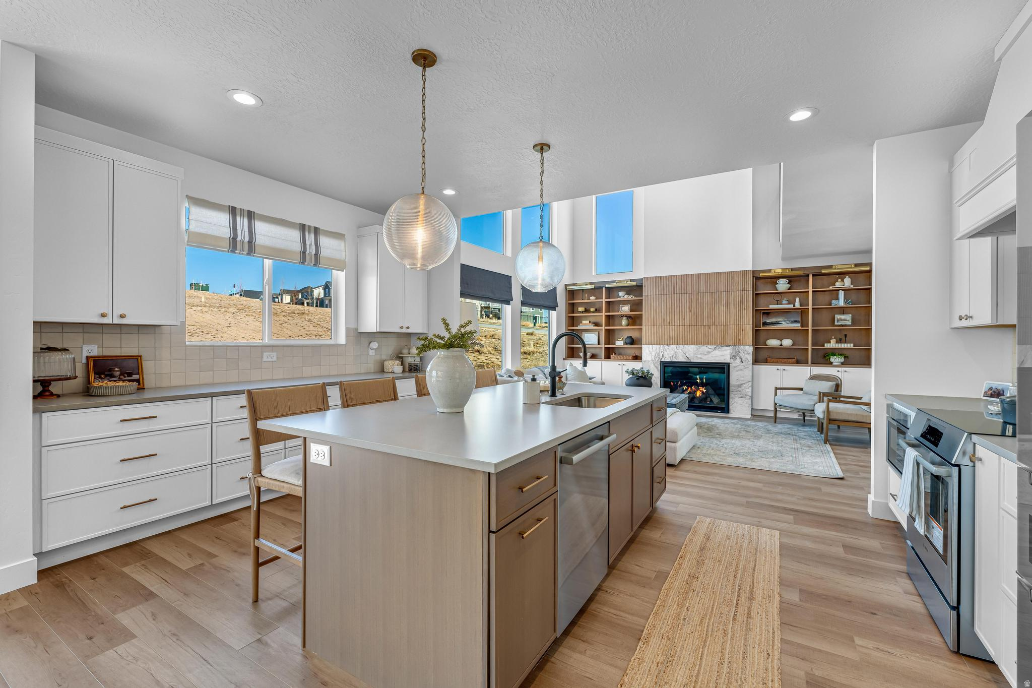 OQUIRRH WEST - Residential