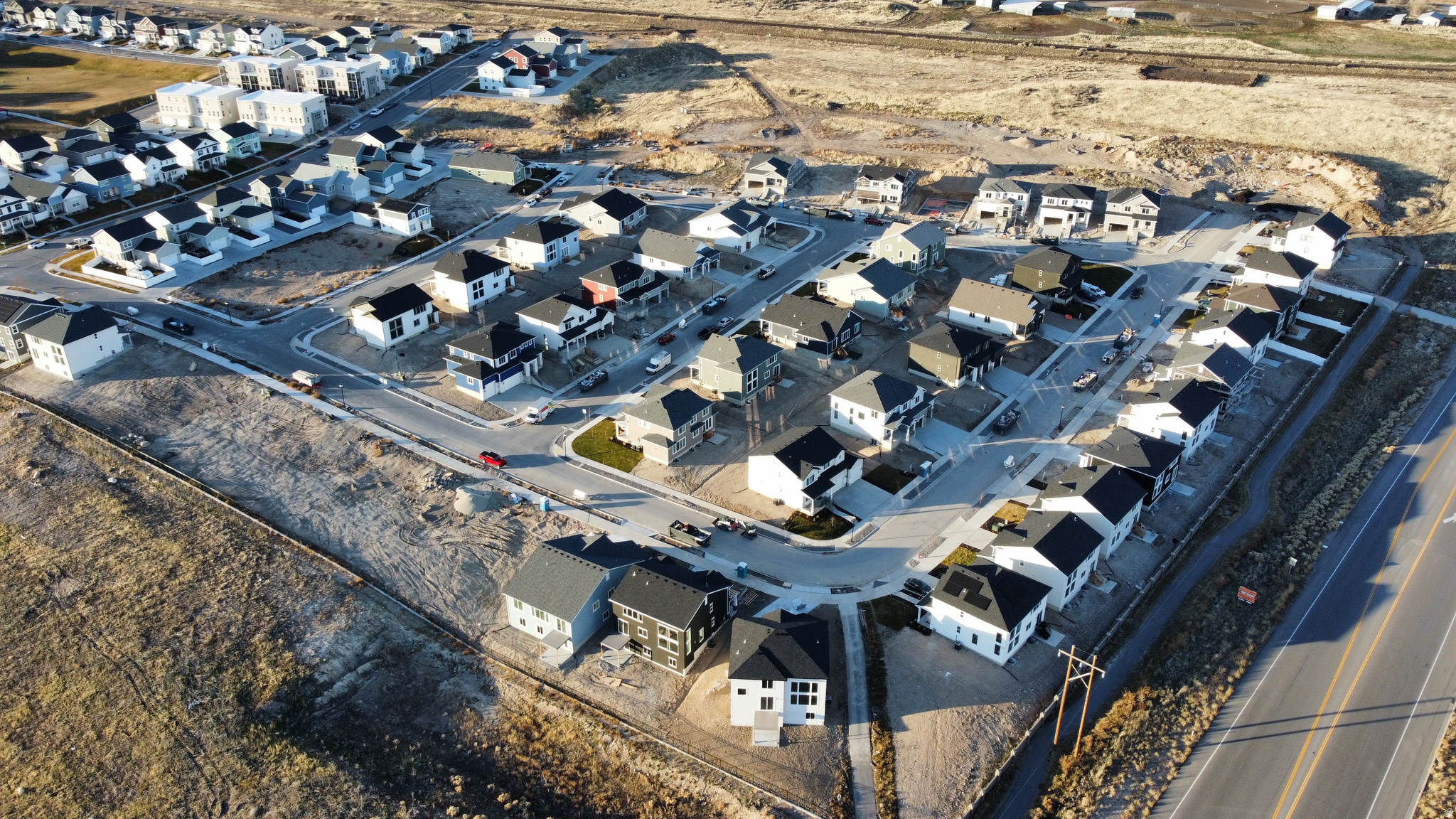 OQUIRRH WEST - Residential