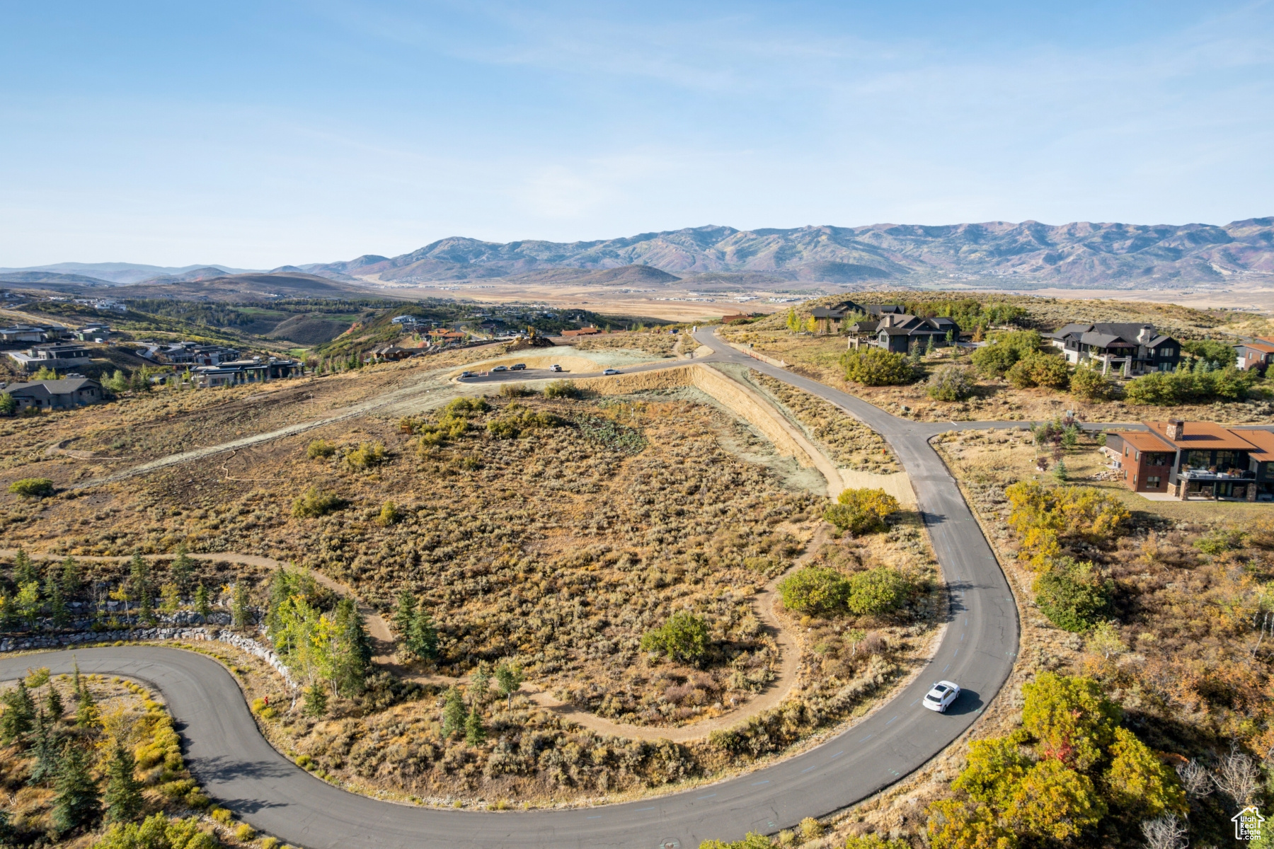 MOUNTAIN CREST - Land