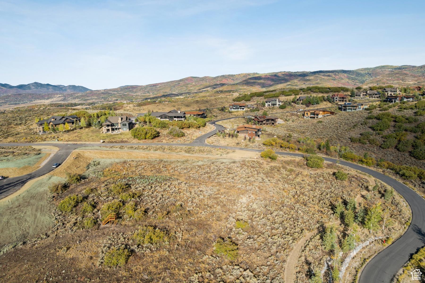 MOUNTAIN CREST - Land