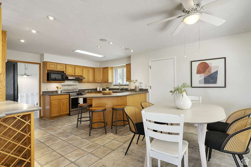OAK VIEW ESTATES - Residential