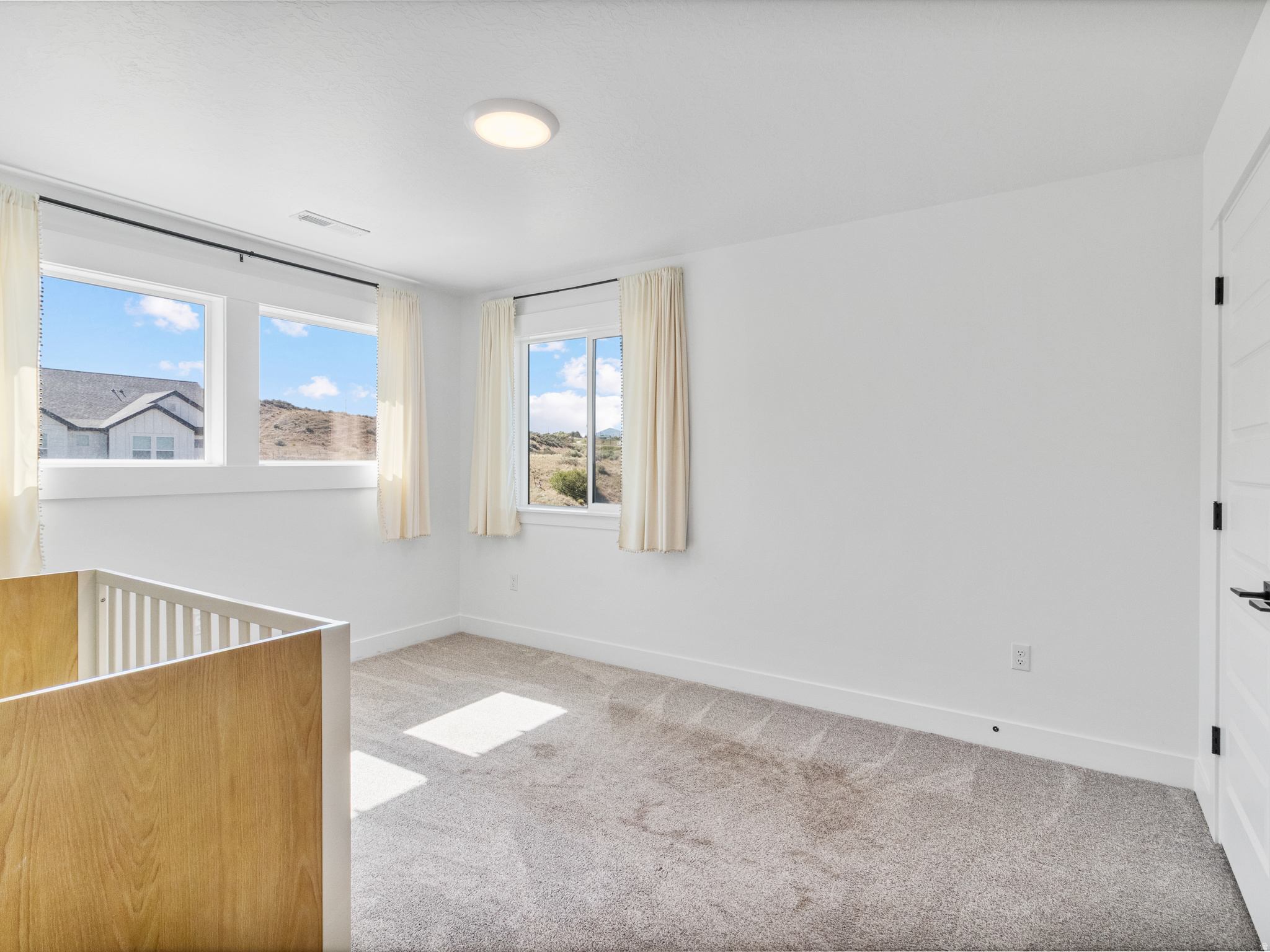 BRINGHURST STATION - Residential