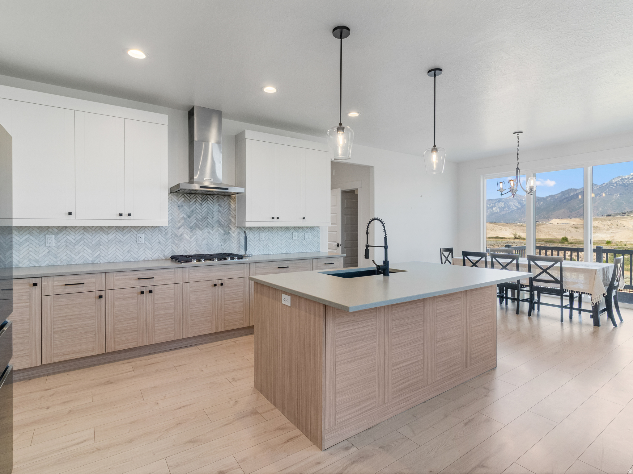 BRINGHURST STATION - Residential