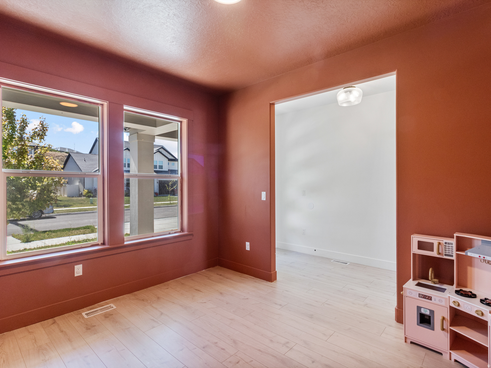 BRINGHURST STATION - Residential