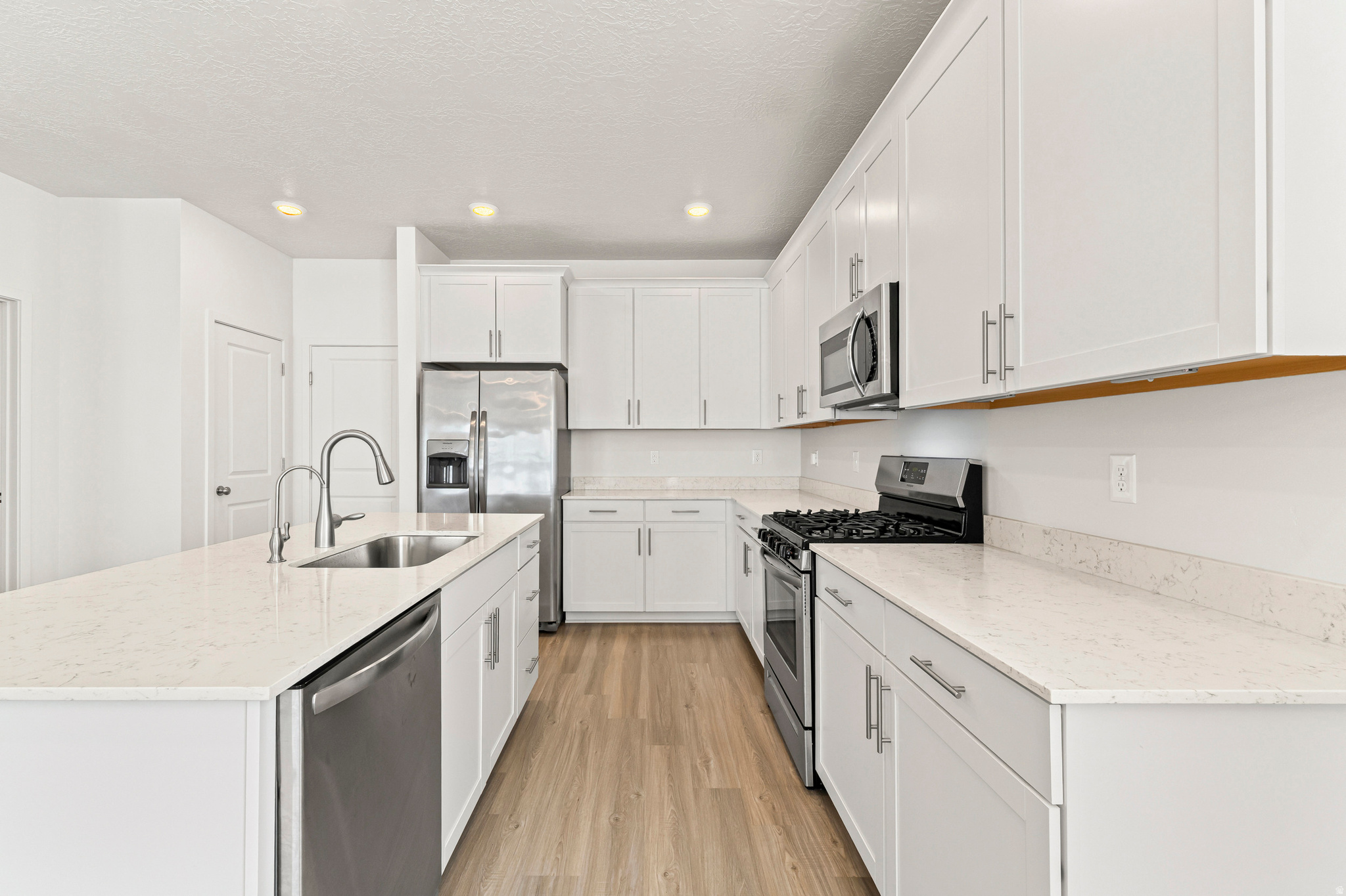 SUNFLOWER FIELDS - Residential