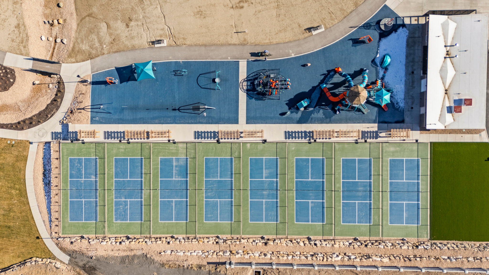 SUNFLOWER FIELDS - Residential