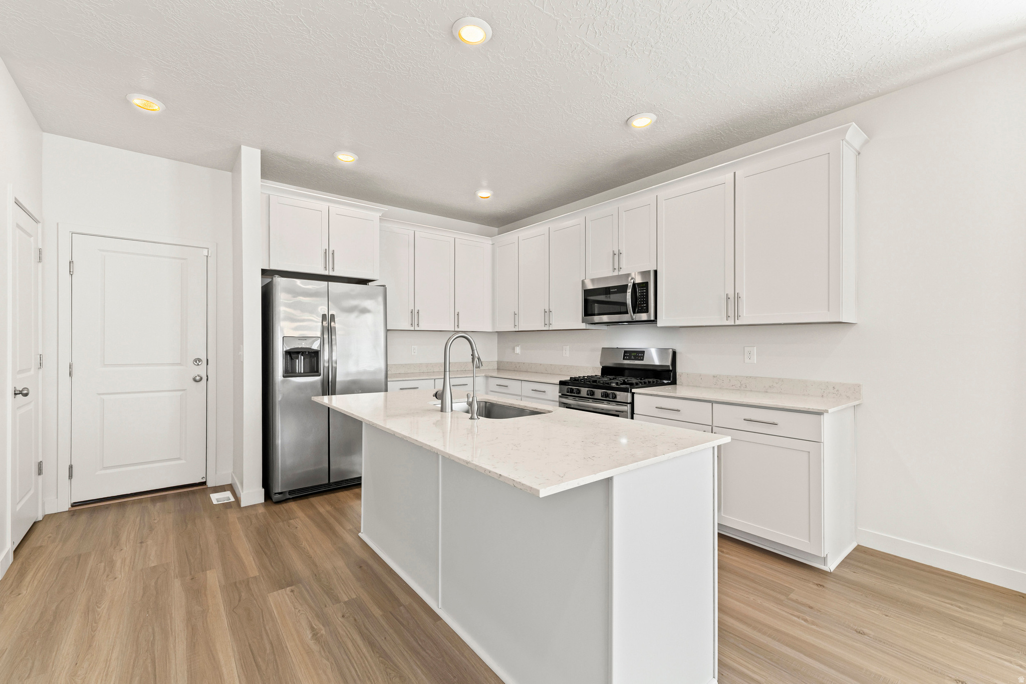 SUNFLOWER FIELDS - Residential