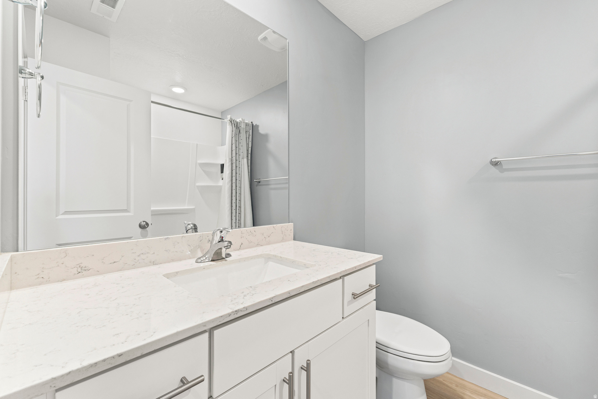 SUNFLOWER FIELDS - Residential