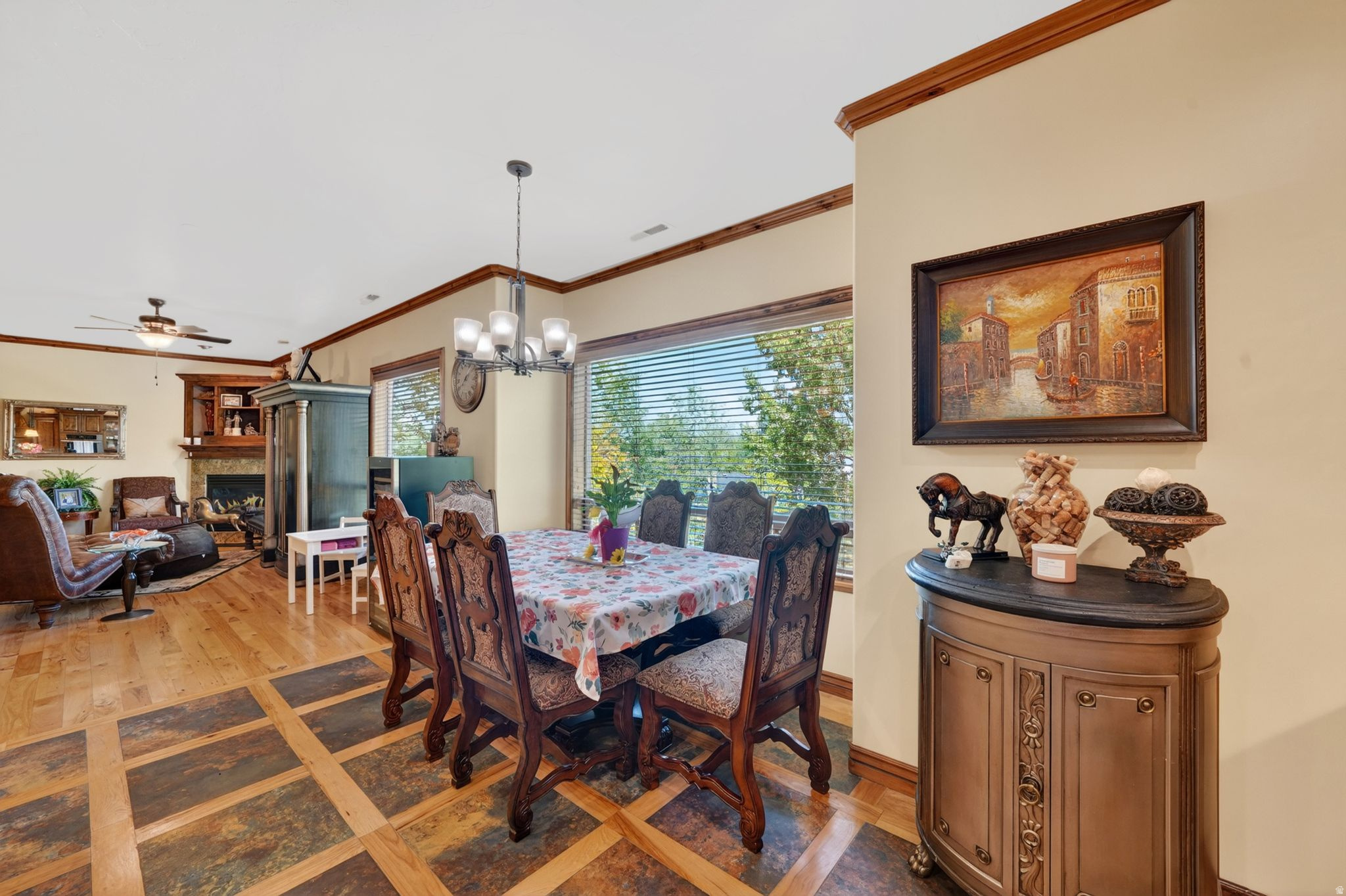 MONTROSE VILLAGE - Residential