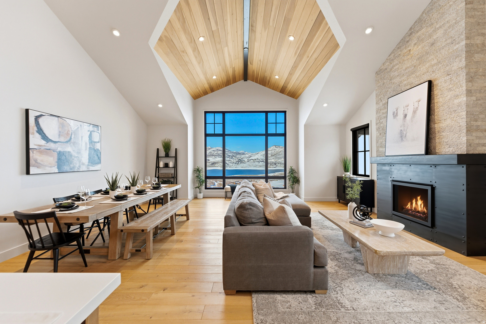 HIDEOUT CANYON PHASE 1 - Residential