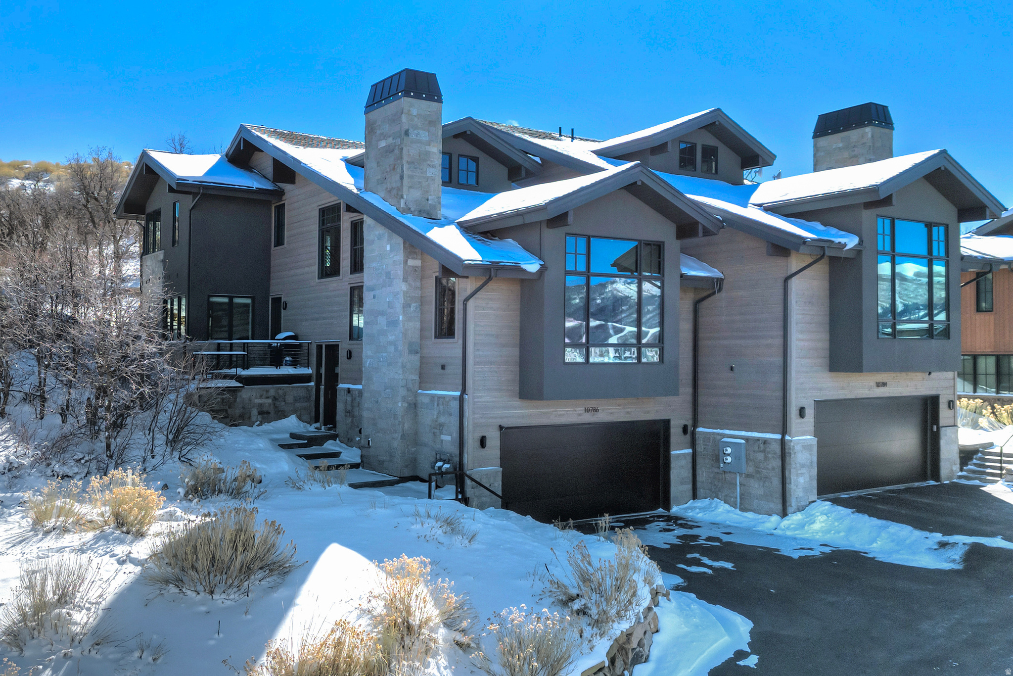 HIDEOUT CANYON PHASE 1 - Residential