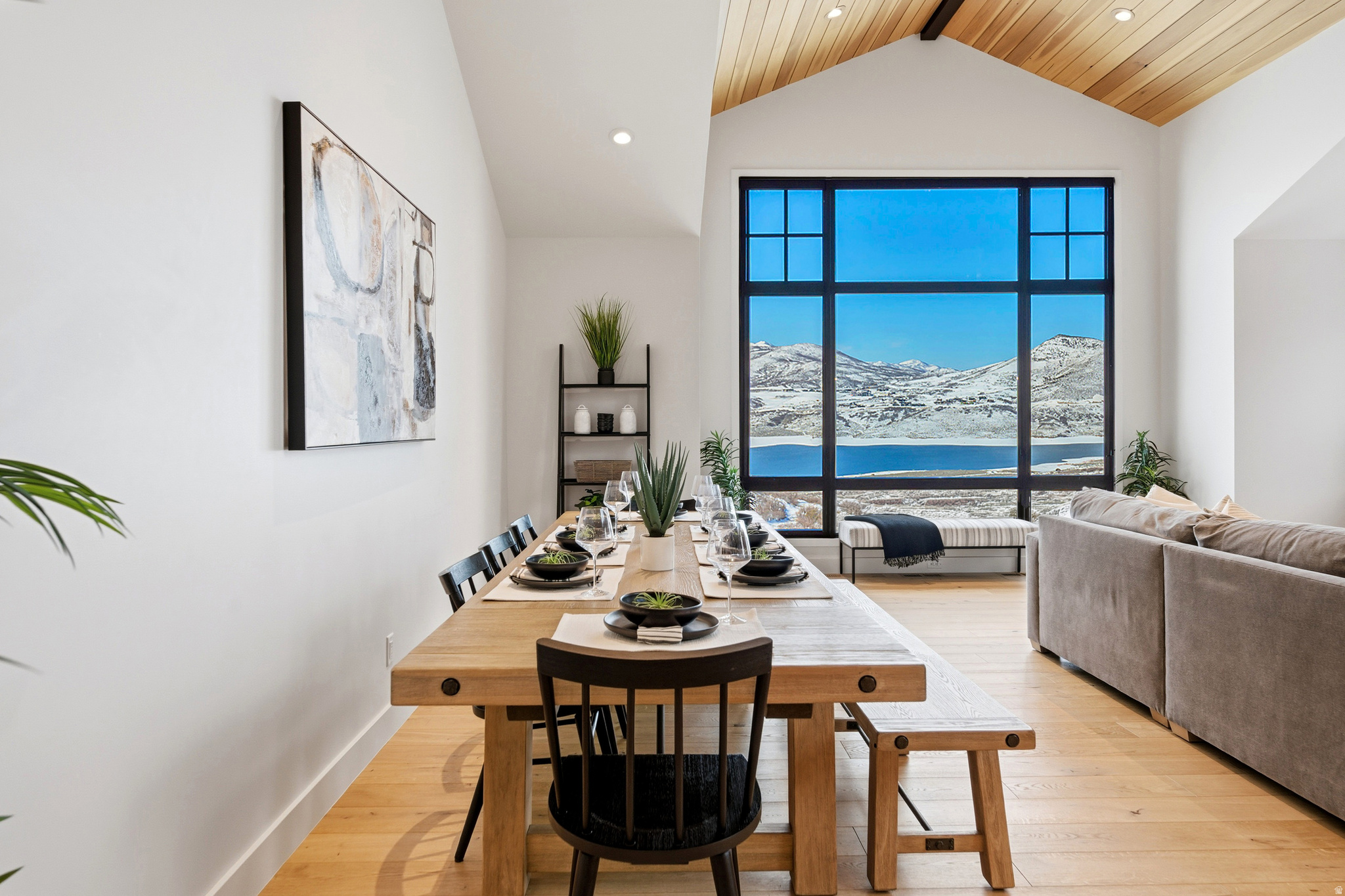 HIDEOUT CANYON PHASE 1 - Residential