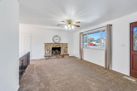 Tiny photo for 290 N 500 E, Salem, UT 84653 (MLS # 2154116)