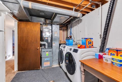 Tiny photo for 290 N 500 E, Salem, UT 84653 (MLS # 2154116)