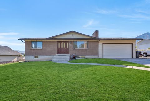 Tiny photo for 290 N 500 E, Salem, UT 84653 (MLS # 2154116)