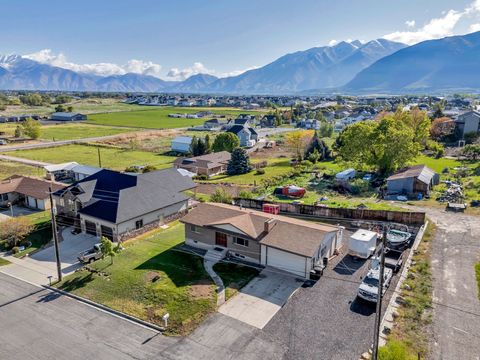 Tiny photo for 290 N 500 E, Salem, UT 84653 (MLS # 2154116)