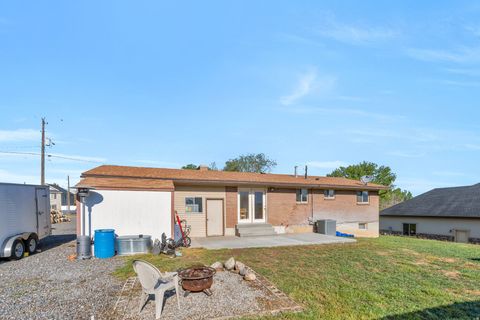 Tiny photo for 290 N 500 E, Salem, UT 84653 (MLS # 2154116)