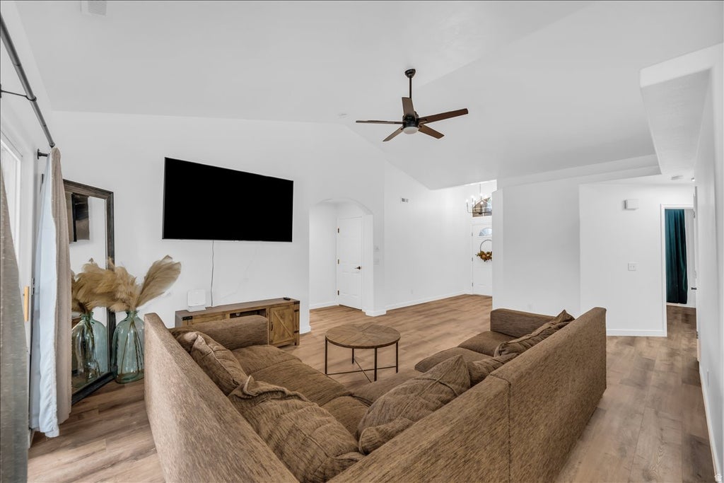 Photo of 1305 E RIVERSIDE DR #23, Saint George, UT 84790 (MLS # 2167903)