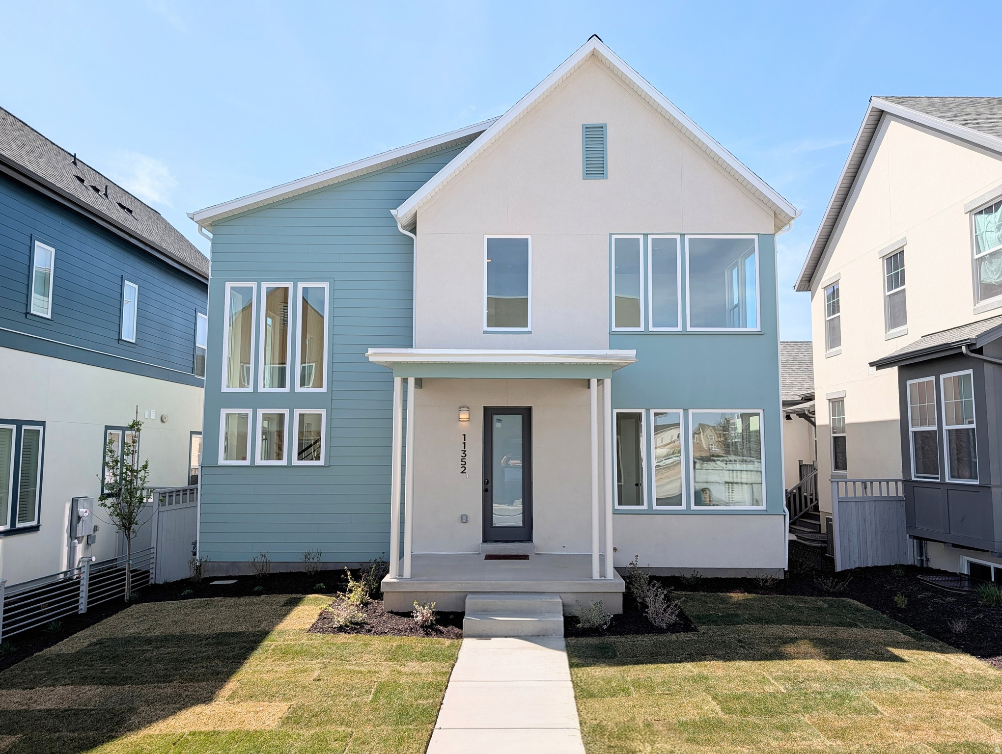 DAYBREAK - Residential