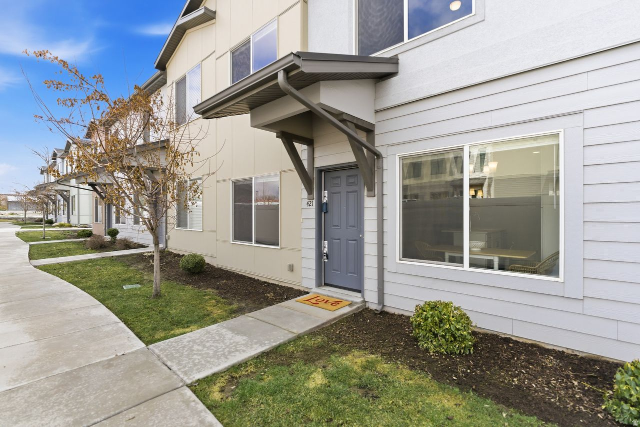 MASONIC TEMPLE - Residential