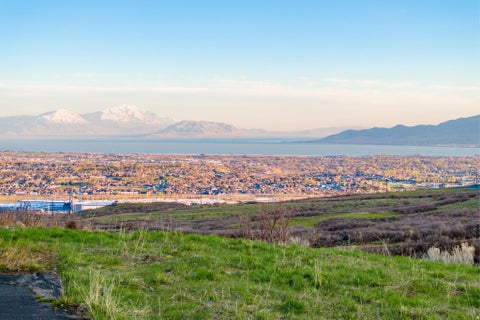 Photo of 16072 S FIELDING HILL LN #1001, Draper, UT 84020 (MLS # 2182234)