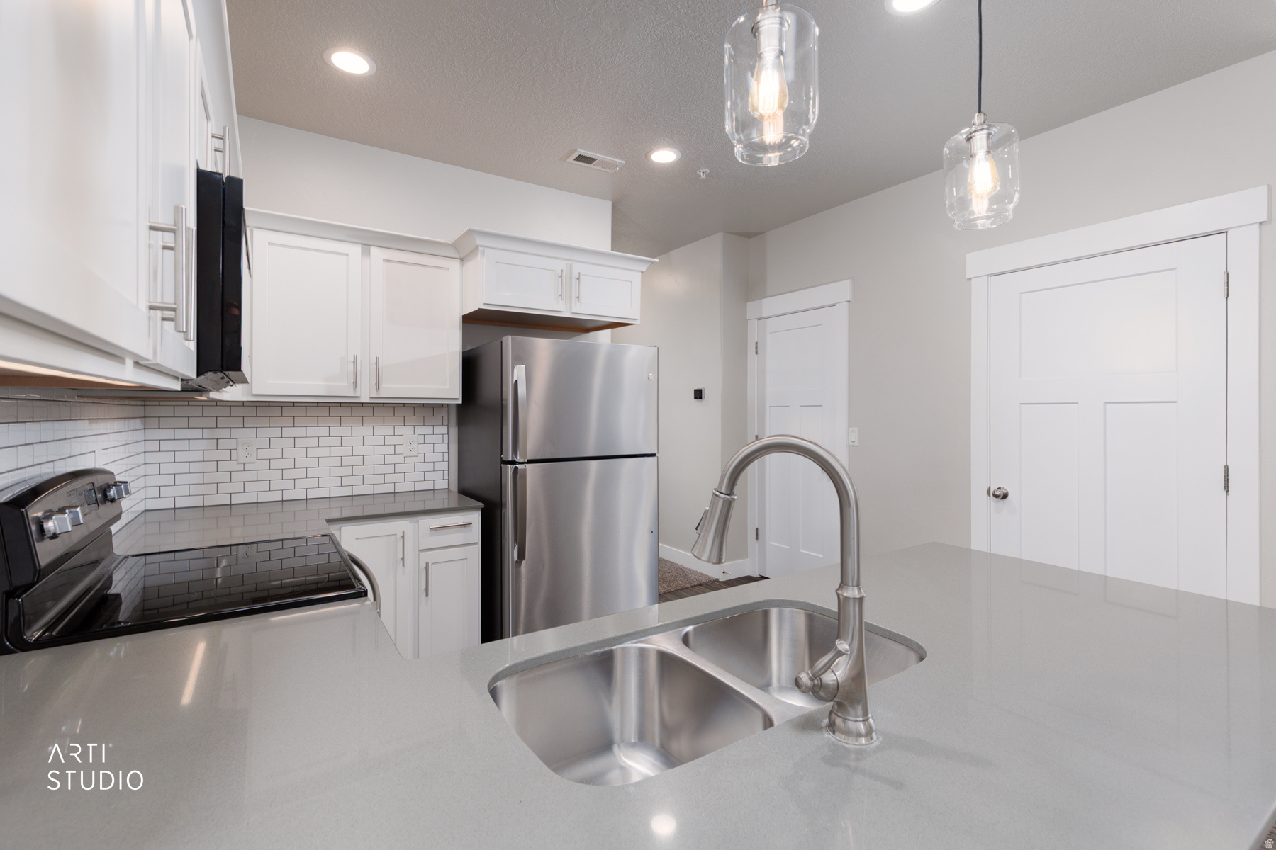 EAGLE VIEW - Residential