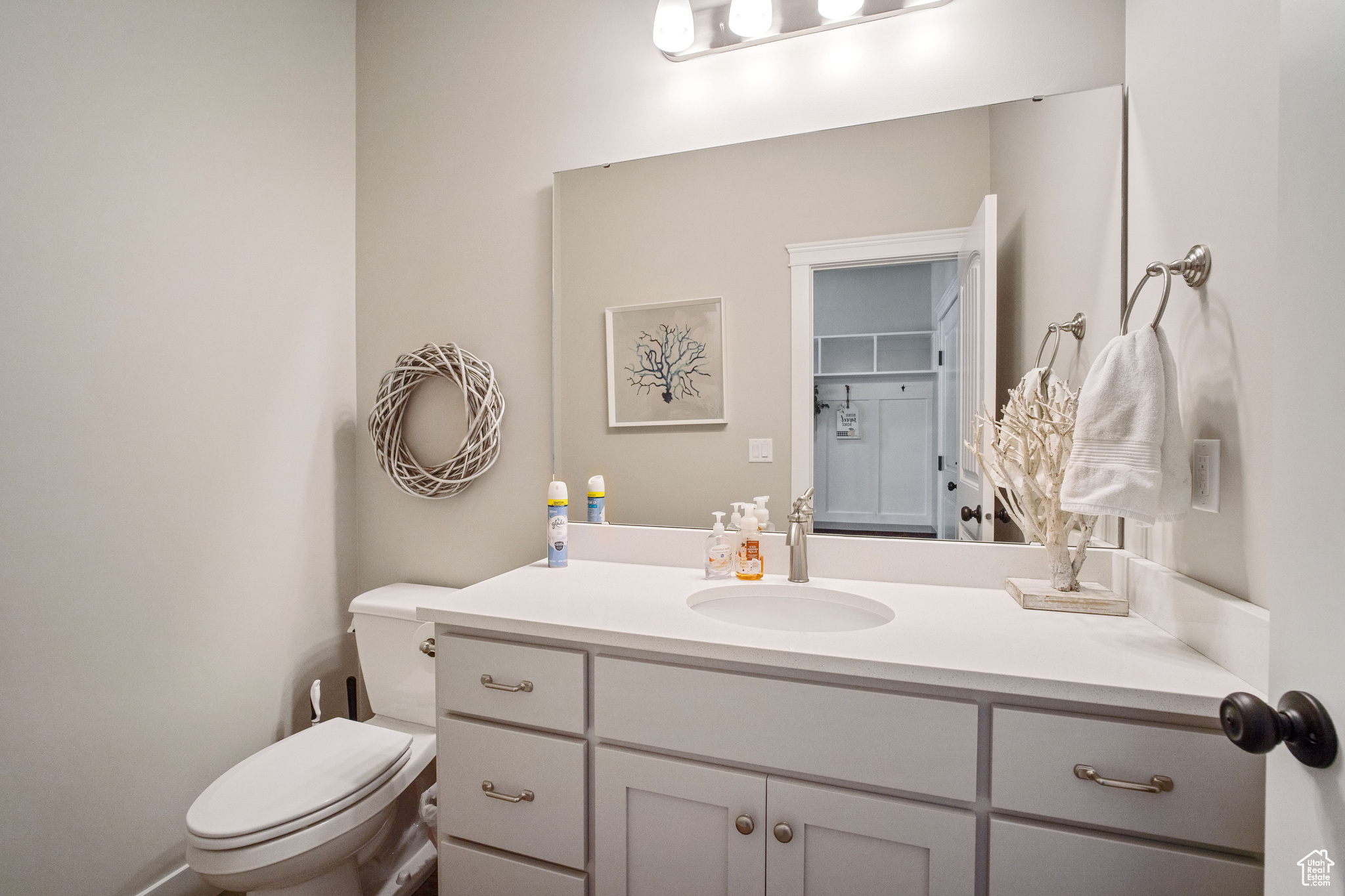 946 S 2000, Layton, Utah image 12