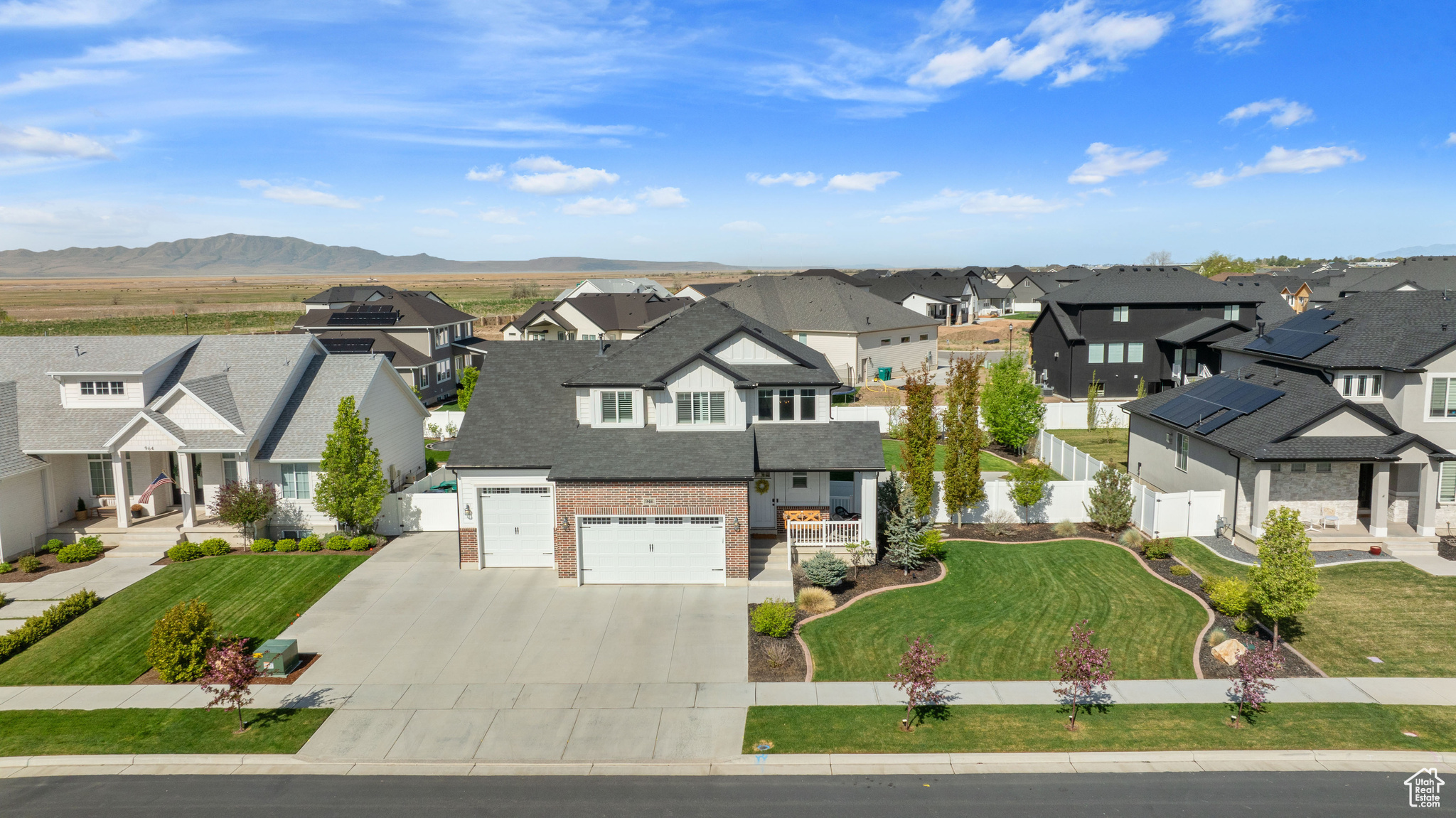 946 S 2000, Layton, Utah image 2