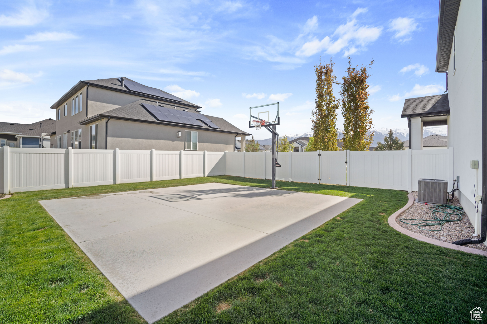 946 S 2000, Layton, Utah image 38