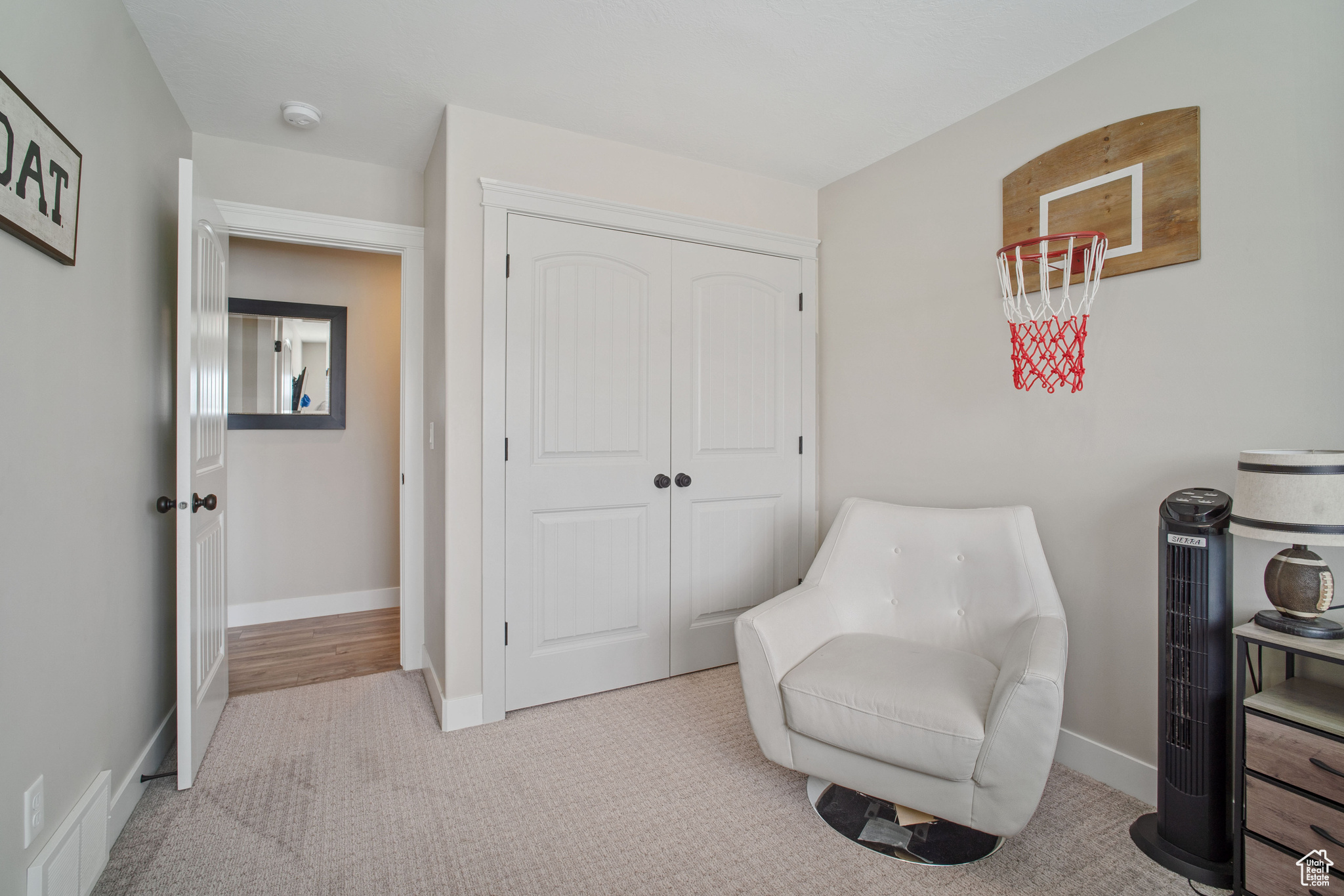 946 S 2000, Layton, Utah image 25